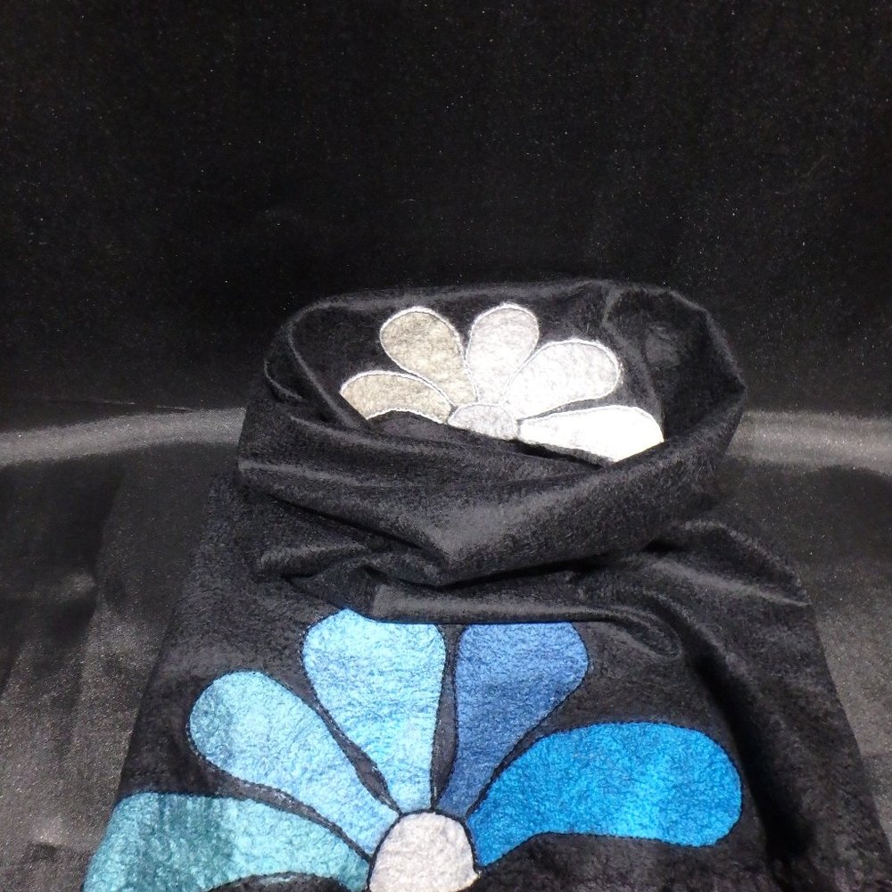 Cowl scarf   with embroidered flowers.